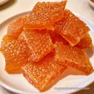 Honeycomb Candy with Honey