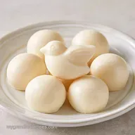 White Chocolate Candy with Cocoa Butter