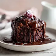 Nannys Chocolate Fudge Brownie Cake: Fudgy & Velvety